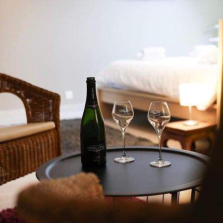 La Villa Des Roses Au Coeur De Cormoyeux Eksteriør billede